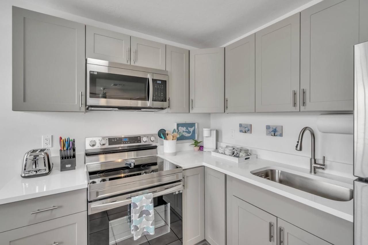 2Bed 1Bath Suite Minutes To Downtown, Beaches, Restaurants, Theaters And More ساراسوتا المظهر الخارجي الصورة