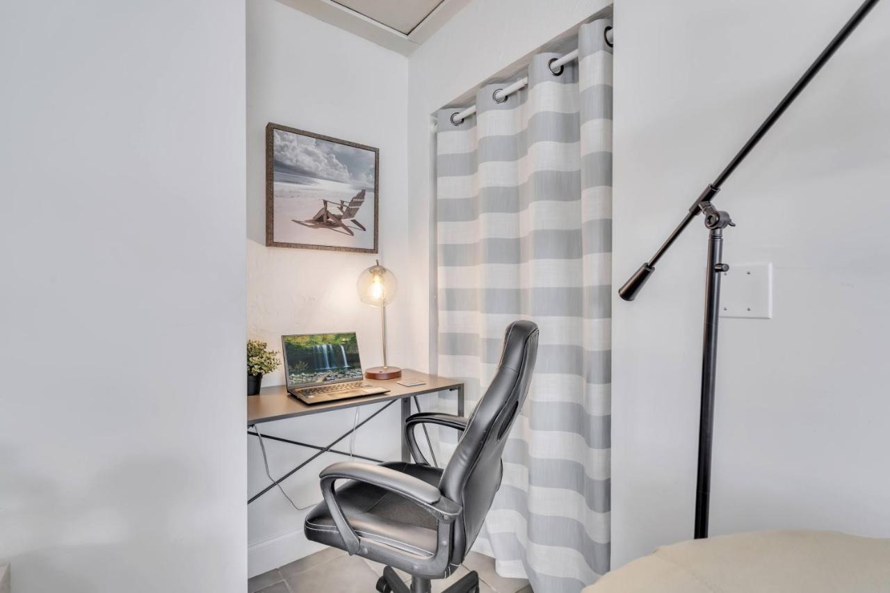 2Bed 1Bath Suite Minutes To Downtown, Beaches, Restaurants, Theaters And More ساراسوتا المظهر الخارجي الصورة